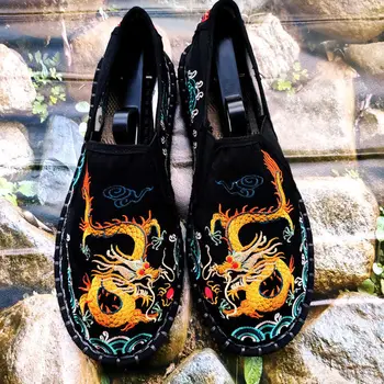 Обувь с вышивкой из старой Пекинской ткани с цветочным рисунком, мужские мокасины-Gommino, студенческая повседневная обувь, мода в национальном китайском стиле